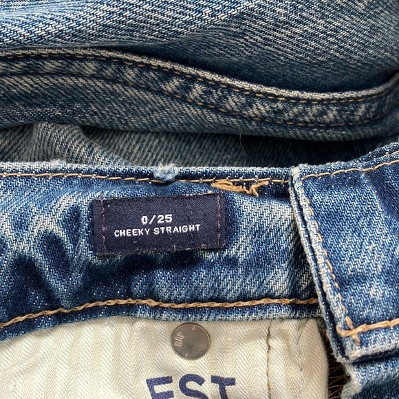 Gap destroyed distressed high rise cheeky straight jean with holes size 0 - Picture 7 of 9